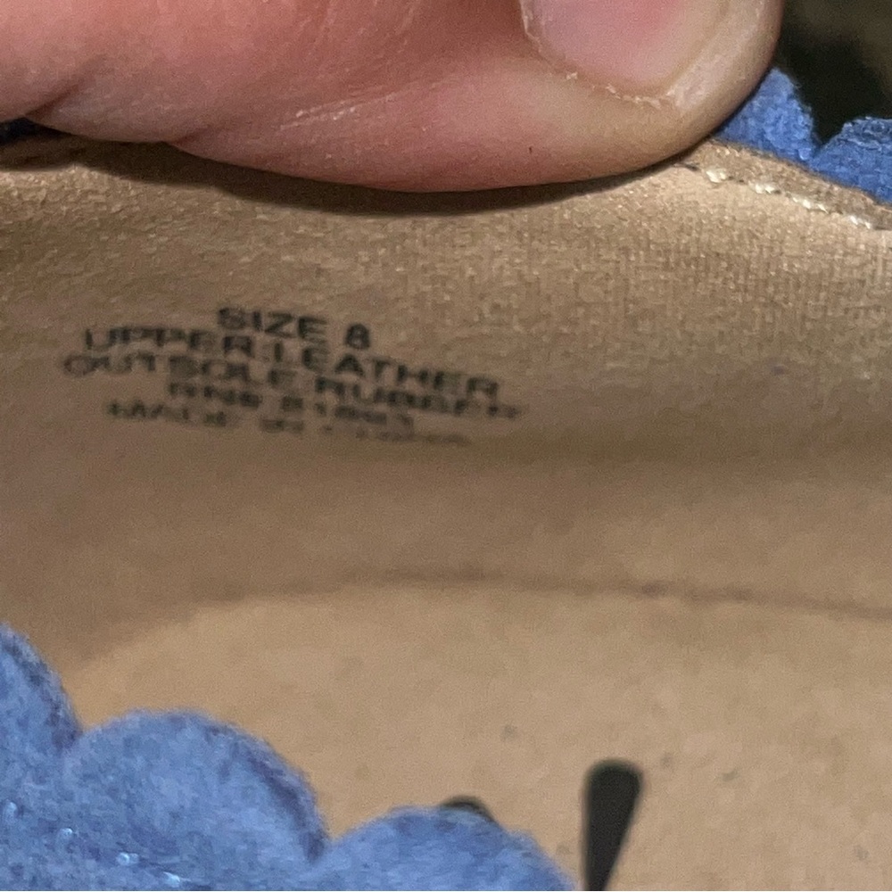 Isaac Mizrahi Cobalt Suede Scalloped Espadrille Flats - Picture 11 of 11